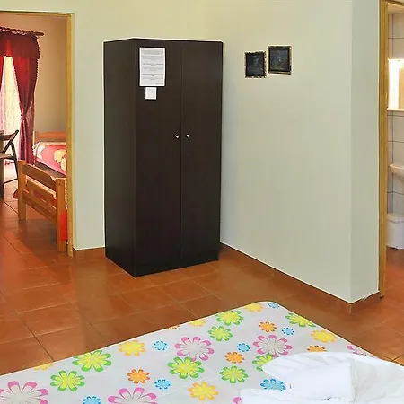 Panagiotis Lägenhetshotell Skala Sotiros